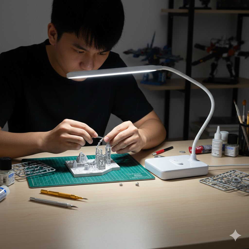 Flexion - Rechargeable Gooseneck Architect Table Lamp